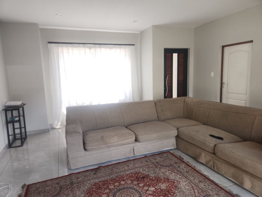 3 Bedroom Property for Sale in Rustenburg Central North West